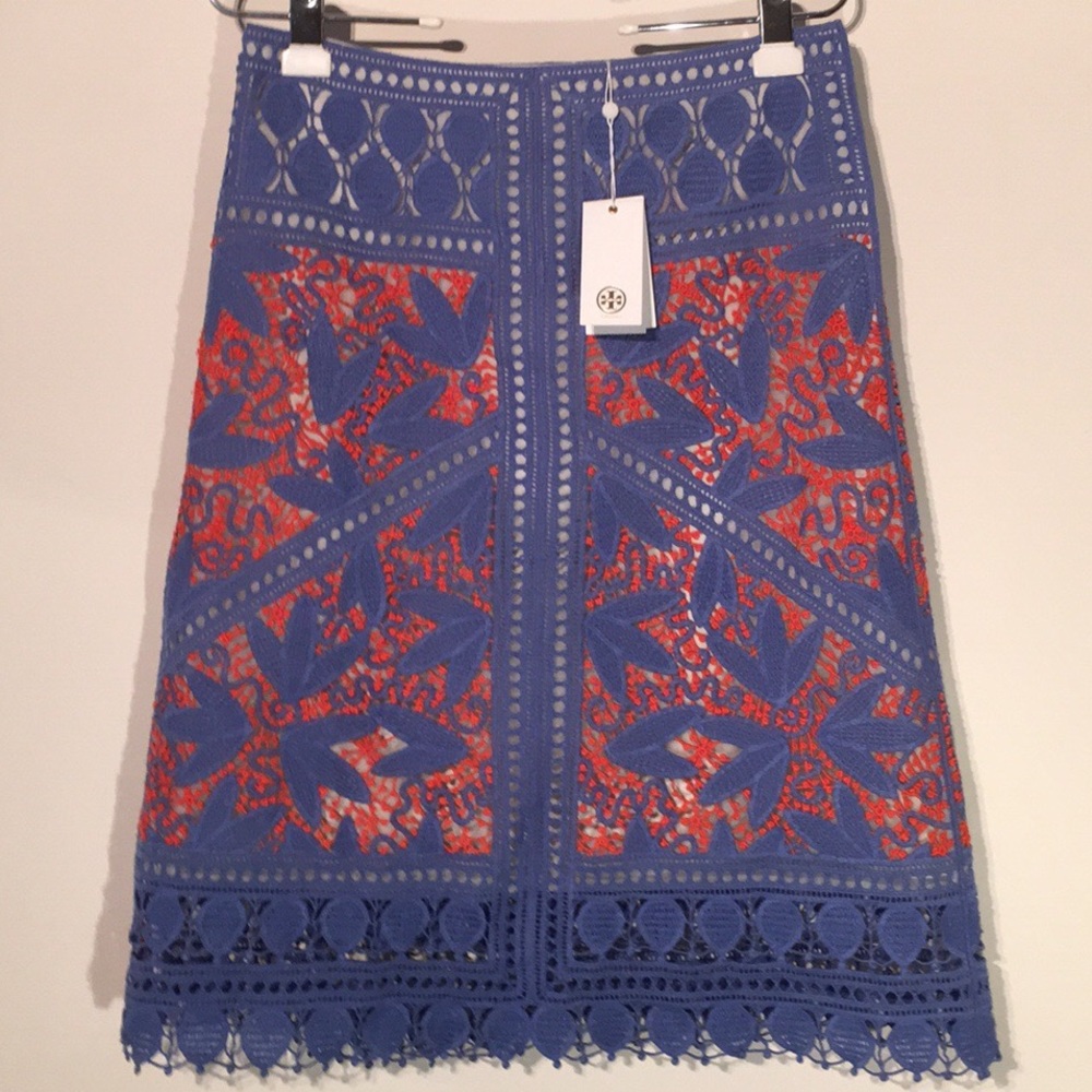 NWT. Skirt. - Picture 3 of 6